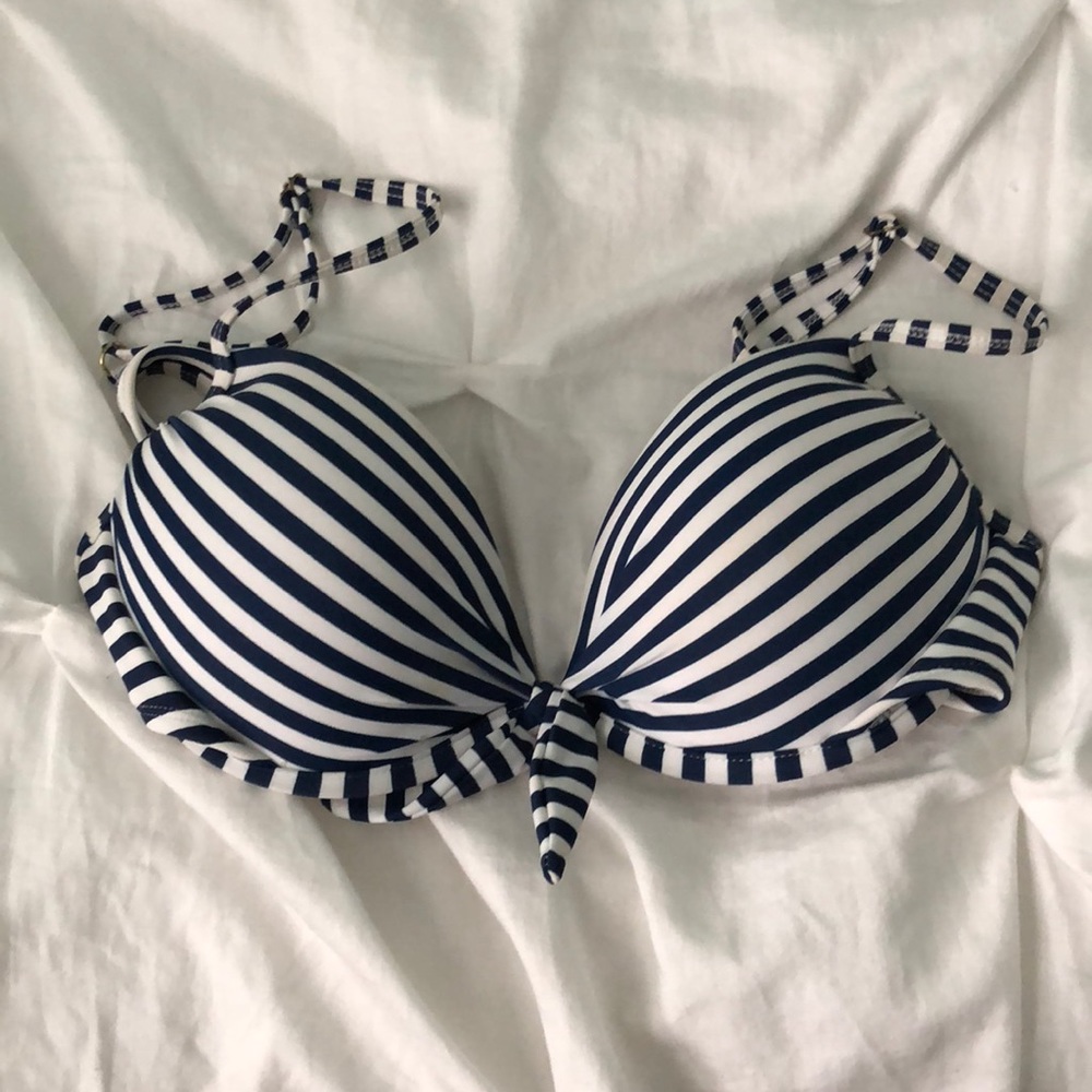 Bikini top